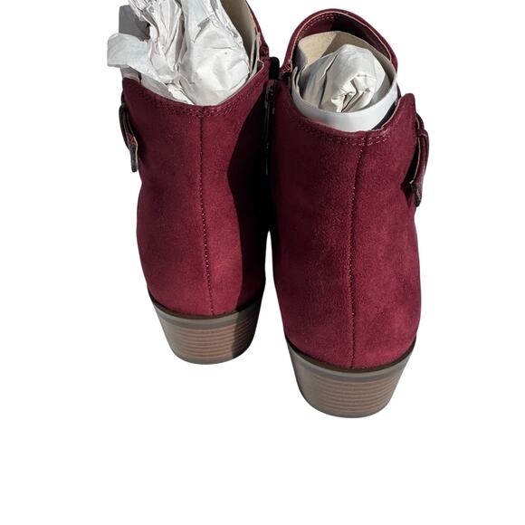 Market & Spruce Burgundy Ankle Boots - Picture 7 of 9